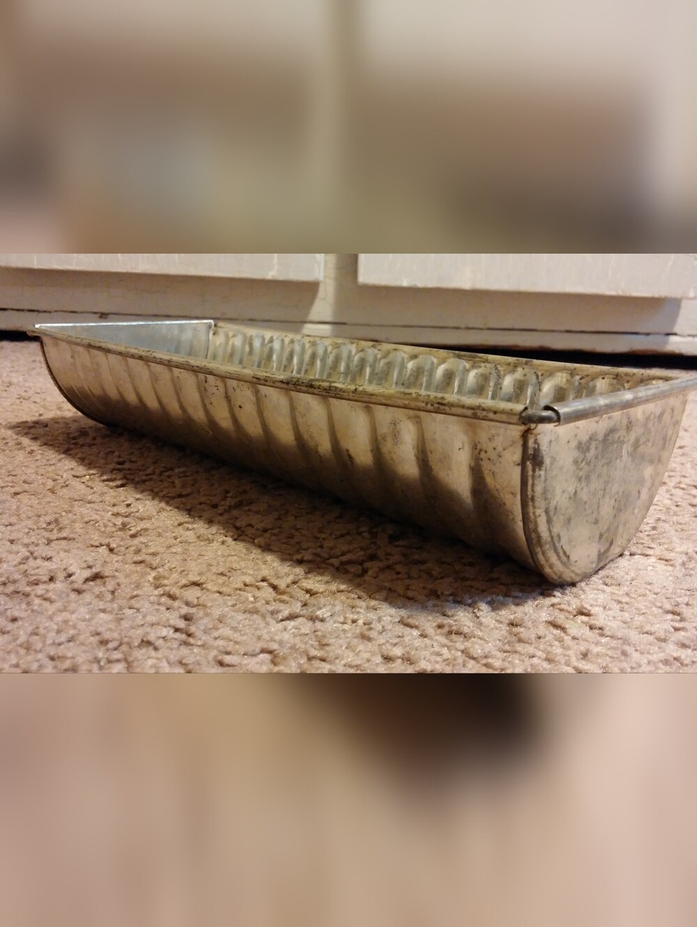Vintage Style Loaf Pan - Silver Metal